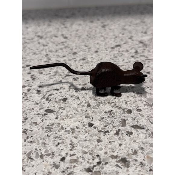 Vintage Cast Iron Mouse Figurine - - Picture 2 of 6